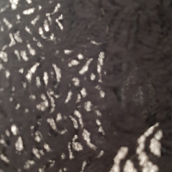 Sweater - Picture 4 of 7